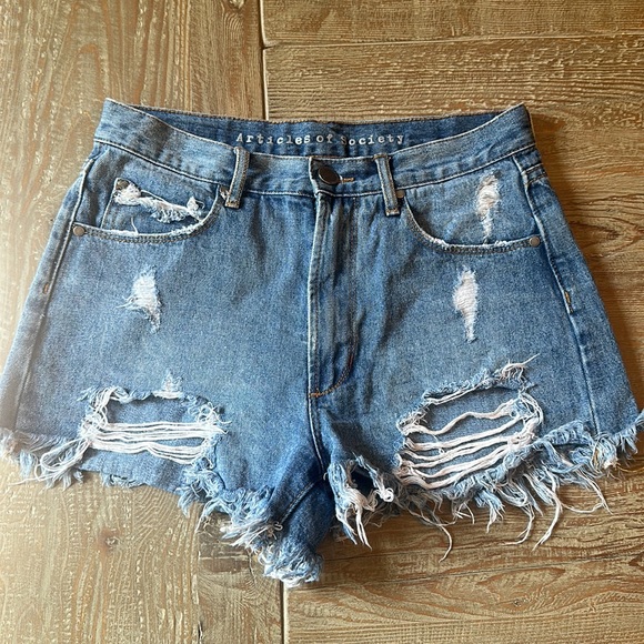 Articles Of Society Los Angeles denim distressed shorts - Picture 1 of 3